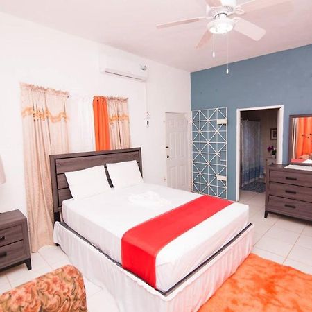 Suzette Guesthouse Accommodations St Mary Bagian luar foto