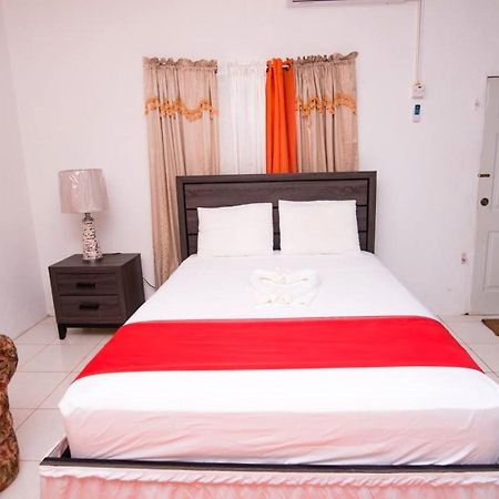 Suzette Guesthouse Accommodations St Mary Bagian luar foto